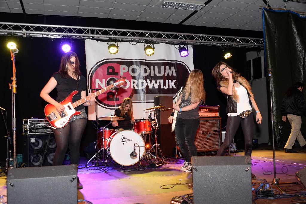 ../Images/Poppodium Noordwijk Punk-Night 053.jpg
